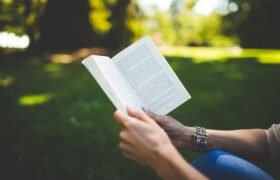 2023's top 10 business reading books lists